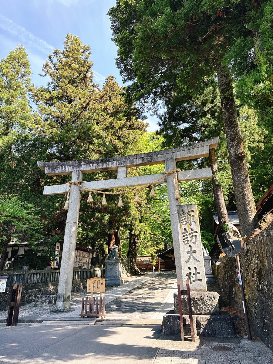 諏訪大社鳥居